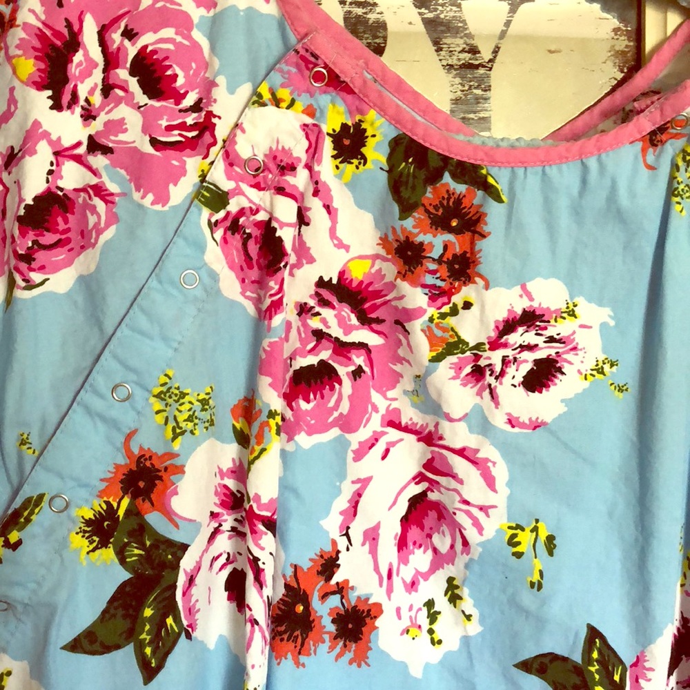 Gownies maternity hospital gown. NWOT.
